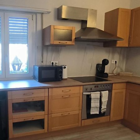 Schoene Und Optimal Gelegene Wohnung Weisskirchen Exteriér fotografie