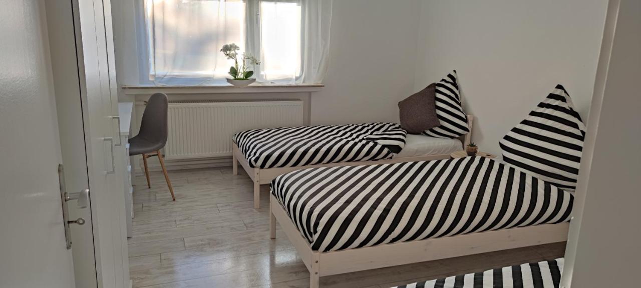 Schoene Und Optimal Gelegene Wohnung Weisskirchen Exteriér fotografie